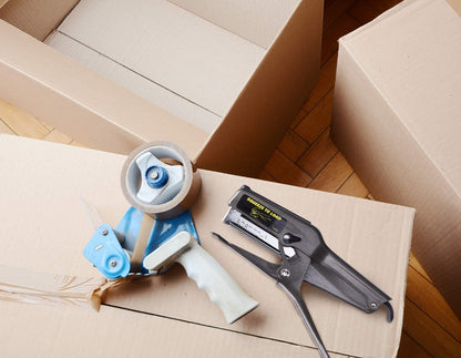 Bostitch Office B8 Plier Heavy Duty Stapler with 1250 1/4" Staples - Full Strip Metal Bostitch Stapler for Cardboard, Paper and Fabric (45 Sheet Capacity)