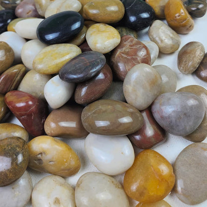 FANTIAN 20 lbs Decorative Pebbles for Outdoor Landscaping, 1-2 inch Polished River Rocks for Plant Outdoor, Aquarium, Vase, Fish Tank Gravel, River Stones and Garden Rocks
