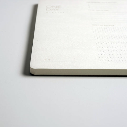 Pinesman - One Day, Elegant Daily Desk Planner, Gold Foiled, Minimalist Productivity Planner Pad, Time Blocking Hourly Schedule, To Do List Notepad, A4, 52 Pages, FSC™ Certified