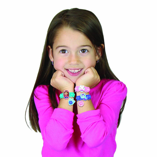Tara Toys Gabby's Dollhouse Pop-Eeze Bracelet Activity Set Snap Bead Jewelry Kit for Kids with Charms & Carry Case DIY Craft Gift for Girls Ages 3+ Inspired by DreamWorks Gabby