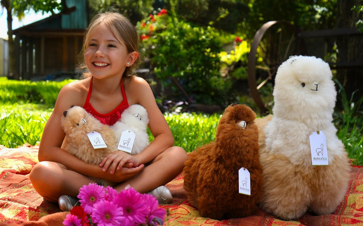 AlpacaNext Alpaca Stuffed Animal – 9 inch. Cute, Soft and Cuddly Alpaca Plush Toy Handcrafted on Real Alpaka Natural Fur (9 inches, Beige)