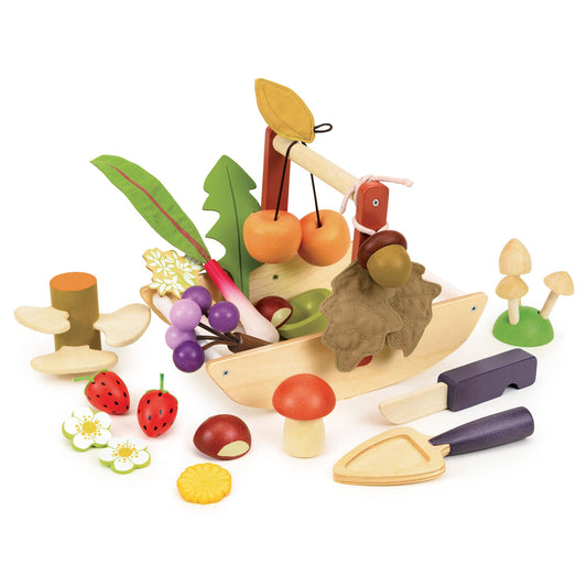 Tender Leaf Toys - Wild Wood Foraging Trug - Wood Nature Play Set with 15 Pretend Forest Finds - Includes Pocket Knife, Trowel, Recipe Leaflet - Encourages Imaginative Play, Sparks Curiosity - Age 3+