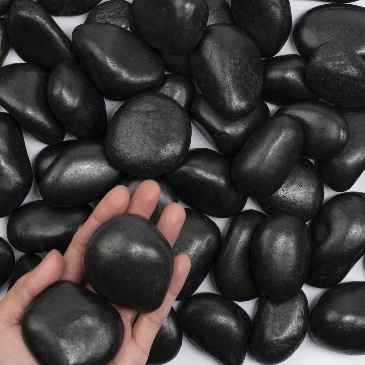 LOOIOOJ 10 lbs Black River Rocks - Large Polished Black Pebbles for Plants & Garden Decorative Stones，2-3" Polished Pebbles for Landscaping, Fish Tanks, Flower Pots, Water Fountains