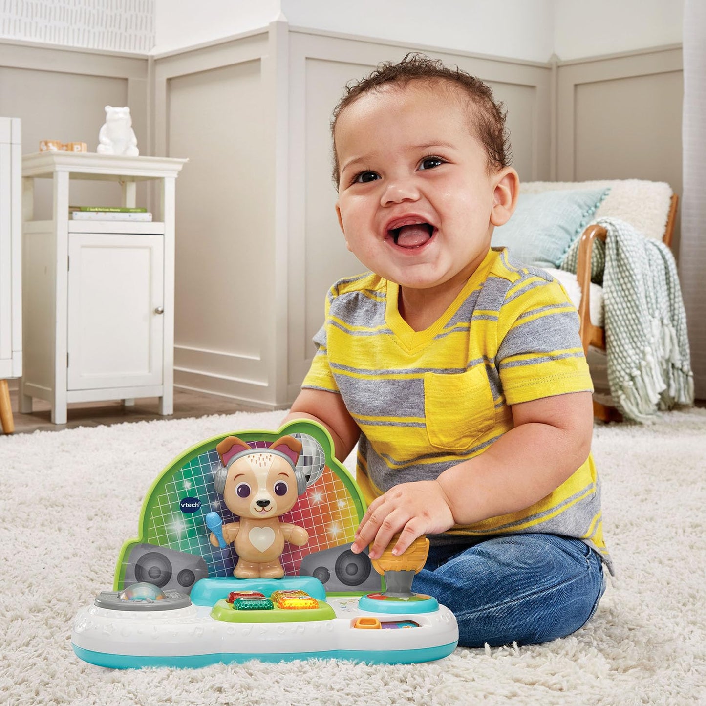 VTech Bark and Bop Dance Party Musical DJ Puppy Toy
