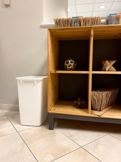 Rubbermaid Small Kitchen Bathroom Trash Can, 9 Gallons, White, Waste Basket for Under Counter/Kitchen/Office/Bedroom/Bathroom