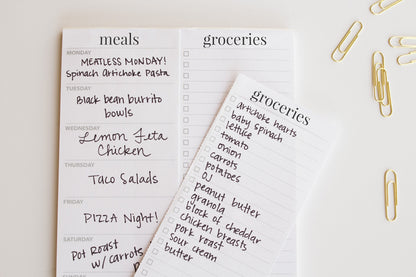 Weekly Magnetic Meal Planner Notepad By Julianne & Co - Food Planning Organizer And Grocery List Pad, 52 Premium A5 Pages, with Tear Away Perforated Shopping List (Blue China Print WITH Fridge Magnet)