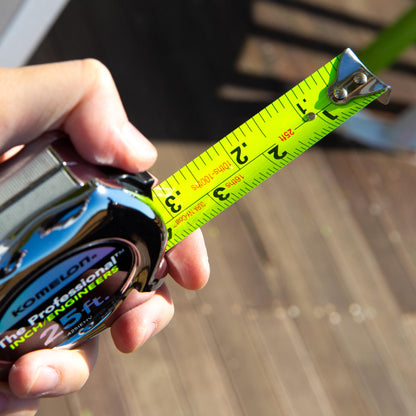 Komelon 425IEHV High-Visibility Professional Tape Measure Bother Inch and Engineer Scale Printed 25-Feet by 1-Inch, Chrome