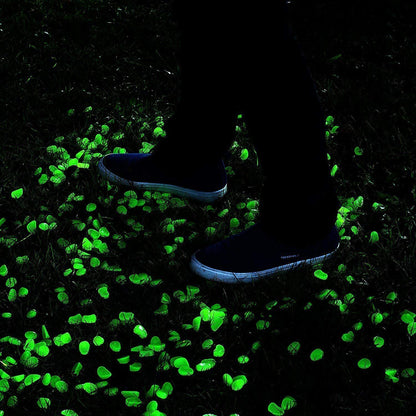 340 Pcs Glow in The Dark Garden Pebbles, Gardening Luminous Glow Stones Outdoor Decor Glowing Water Fish Tank Gravel (Green)