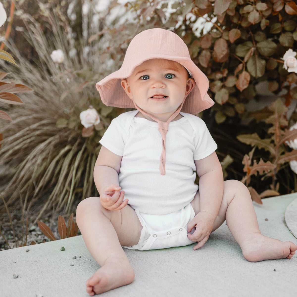 Konssy 2 Pack Muslin Baby Sun Hat UPF 50+ Sun Protection Baby Bucket Hat Summer Beach Hats with Wide Brim for Boys & Girls