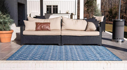Unique Loom Outdoor Trellis Collection Area Rug - Tribal Trellis (8' x 10' Rectangle, Blue/ Ivory)