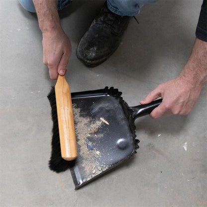 Marshalltown 13 1/2 Inch Beaver Tail Brush, Masonry Brush with Black Horsehair Fibers, Concrete Shop Brush for Masonry and Mortar Work, Made in the USA, 6517