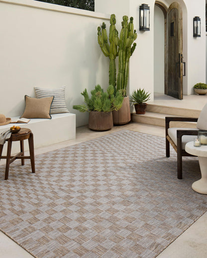 Loloi Amber Lewis Topanga Collection TOP-03 Natural/Dove 6'-7" x 9'-4" Indoor/Outdoor Area Rug