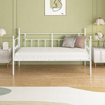 VECELO Daybed Frame,Twin Size Metal Platform Sofa Bed with Headboard，Heavy Duty Steel Slats Support for Living Room, Guest Room, Easy Assembly, White